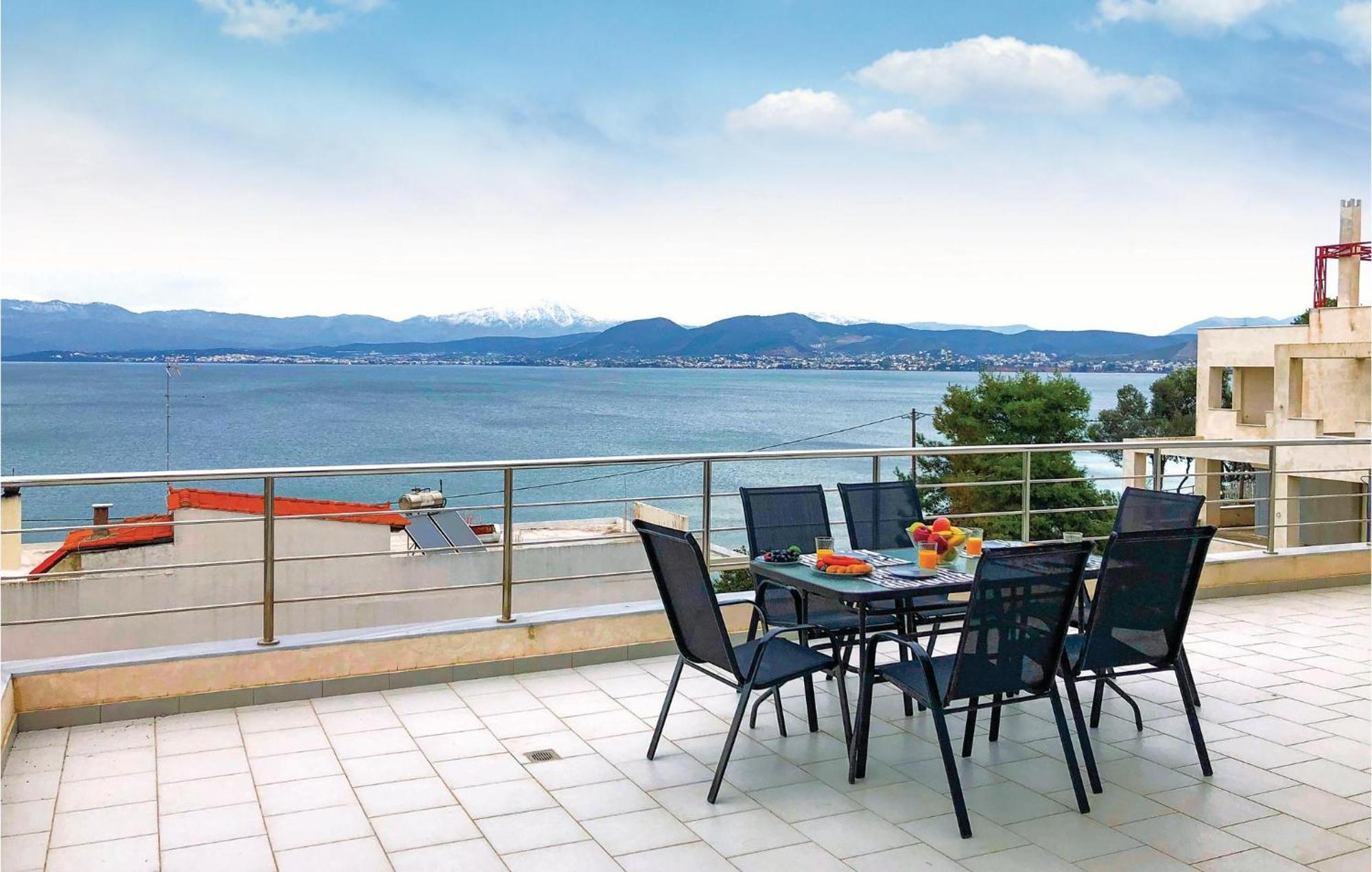 Amazing Home In Chalkida With Wifi Esterno foto
