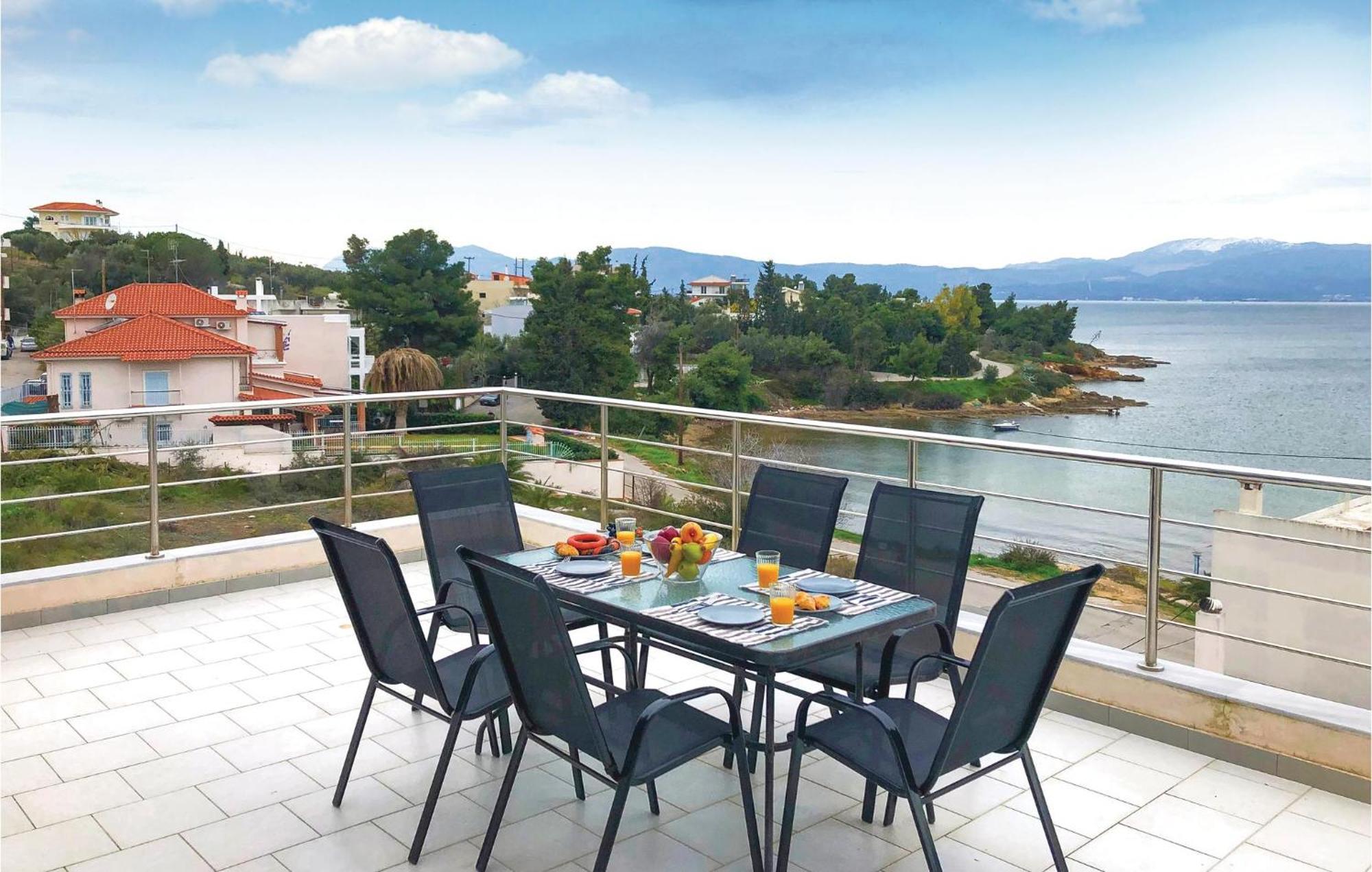 Amazing Home In Chalkida With Wifi Esterno foto